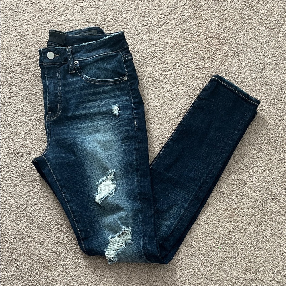 Buckle Black Distressed Dark Wash Skinny Jeans 30x32